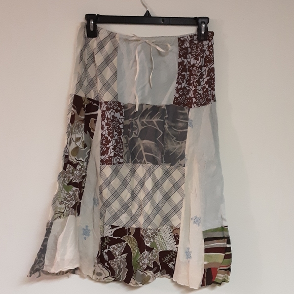 American Eagle Outfitters Dresses & Skirts - Super cute boho skirt